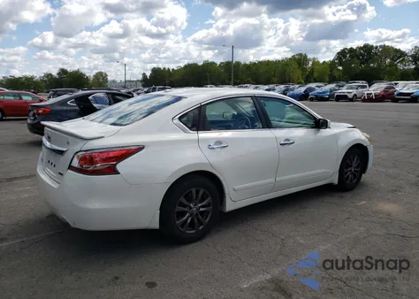 2015 Nissan Altima 2.5 z USA, uszkodzony, nr VIN 1N4AL3AP1FC492141